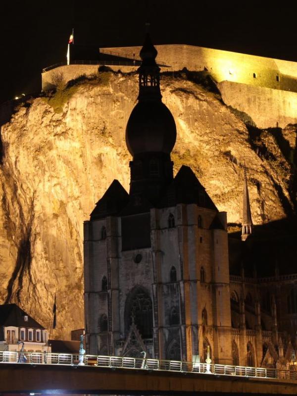 Collégiale de nuit